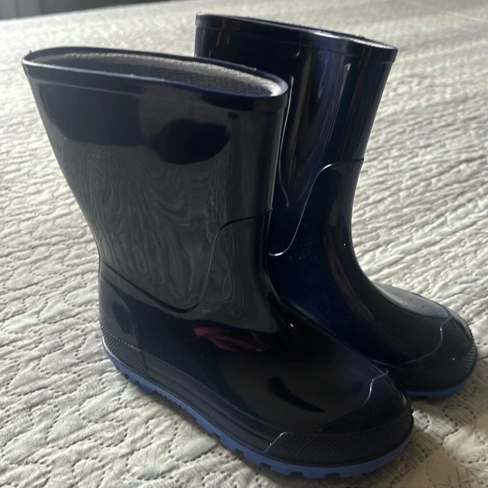 Rain boots